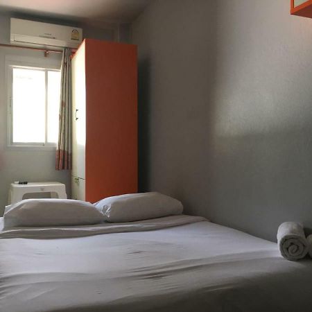 Luna Guesthouse And Travel Rawai Exteriör bild