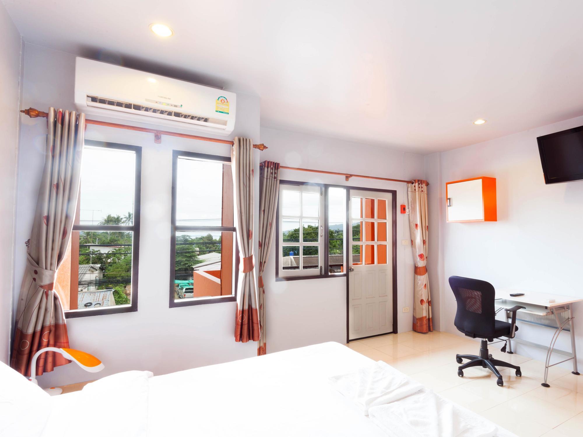 Luna Guesthouse And Travel Rawai Exteriör bild